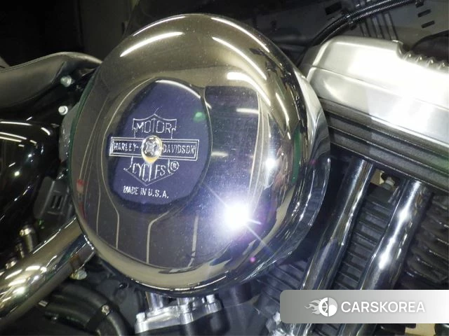 Engine photo