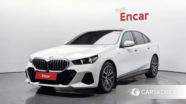 BMW 5 Series (G60) 2025 Белый из Кореи