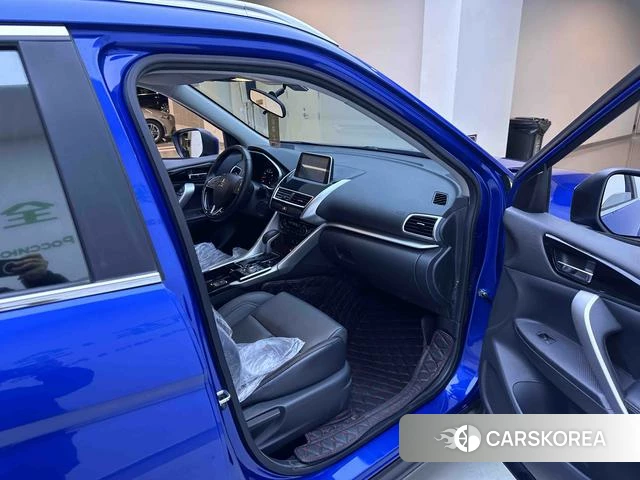 Mitsubishi  Yi Ge 2021 Синий из Китая