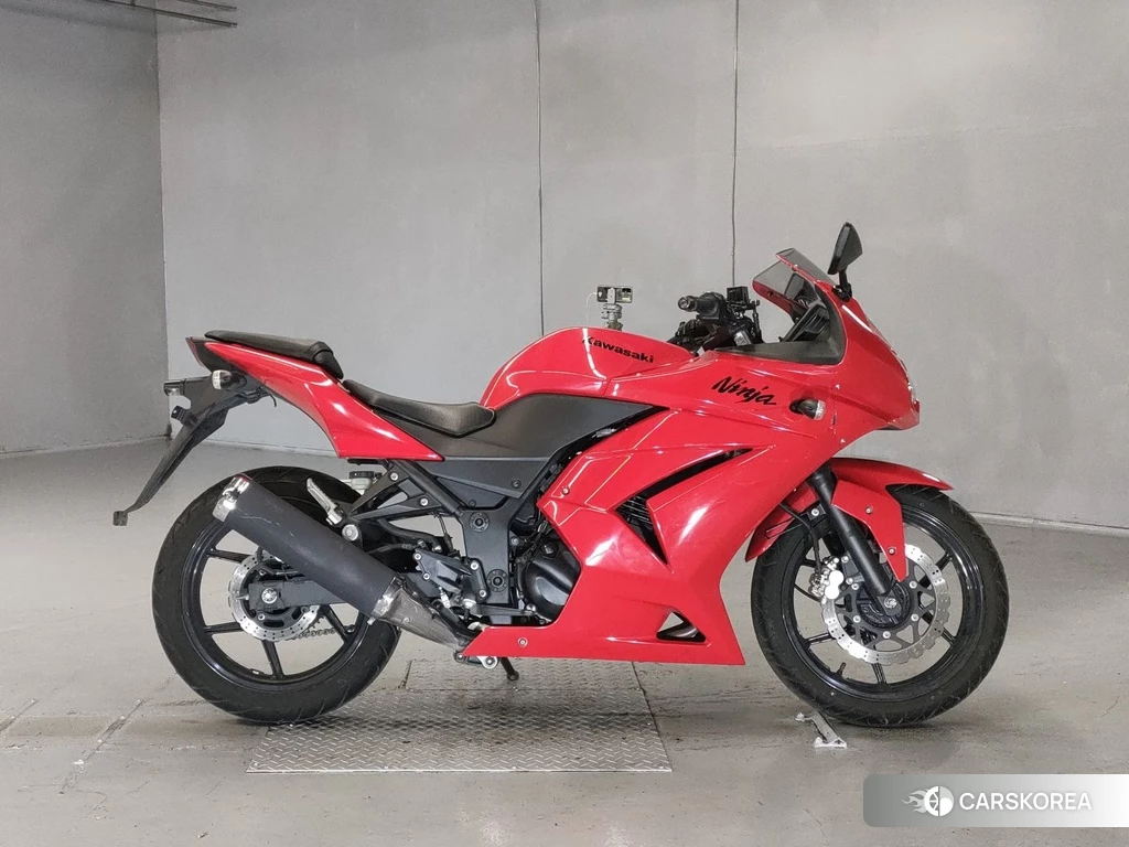 Проданный Kawasaki NINJA 250R id 4168567 из Японии