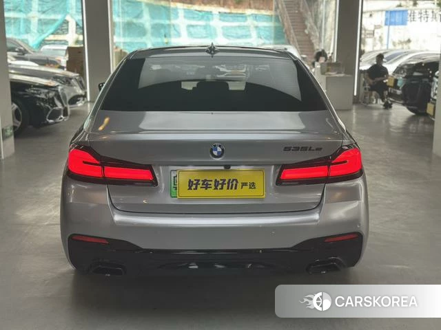 BMW 5 series PHEV 2021 Серебристо-серый из Китая