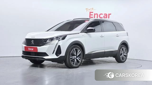Peugeot 5008 second generation 2024 Белый из Кореи