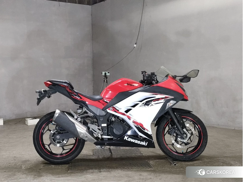 Проданный Kawasaki NINJA 250 2013 из Японии, фото 2