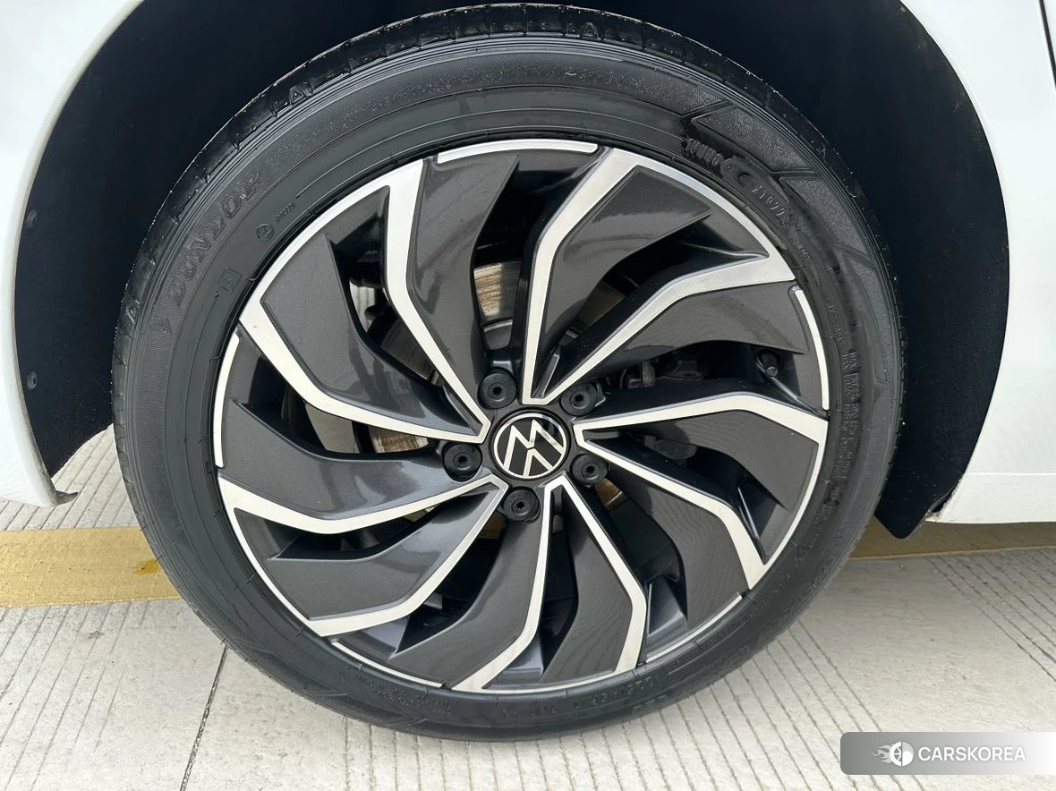 Volkswagen Golf 2020 Белый из Китая