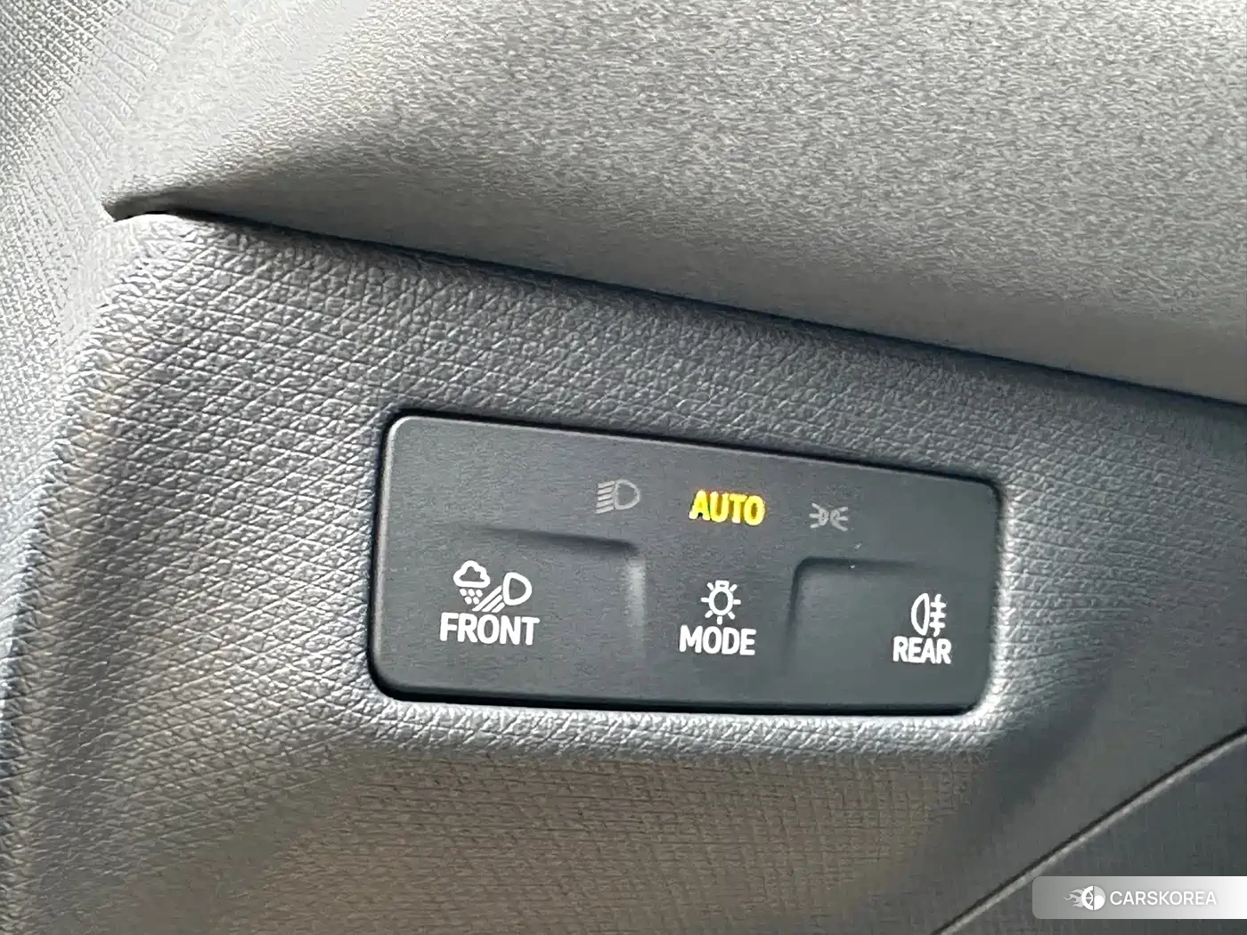 Volkswagen ID. UNYX 2026 Silver/gray из Китая