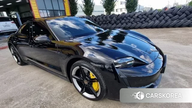 Porsche Taycan 2022 Черный из Кореи