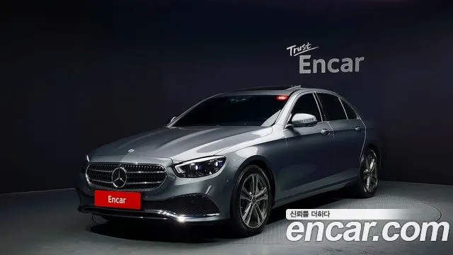 Mercedes-Benz E-Class W213 2022 Серый из Кореи