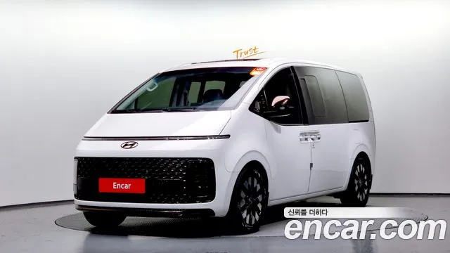 Hyundai Staria 2022 Белый из Кореи