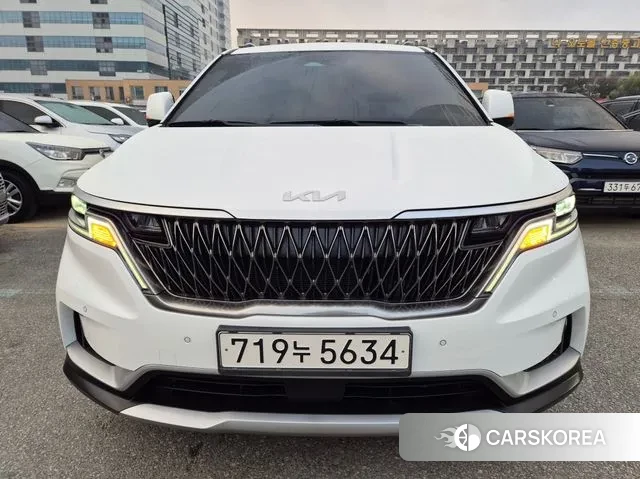 Kia Carnival 4th generation 2023 Белый из Кореи