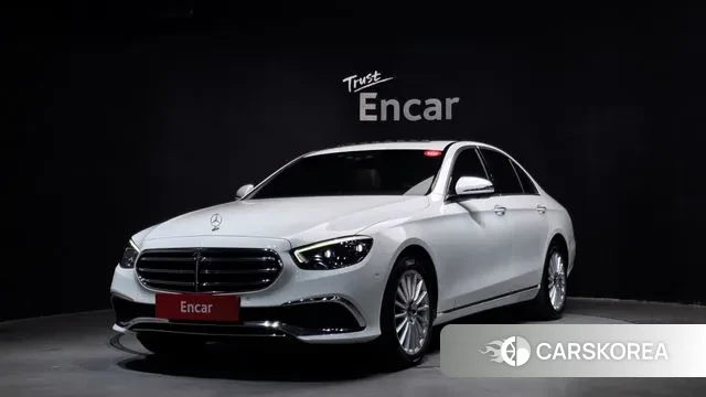 Mercedes-Benz E-Class W213 2021 Белый из Кореи