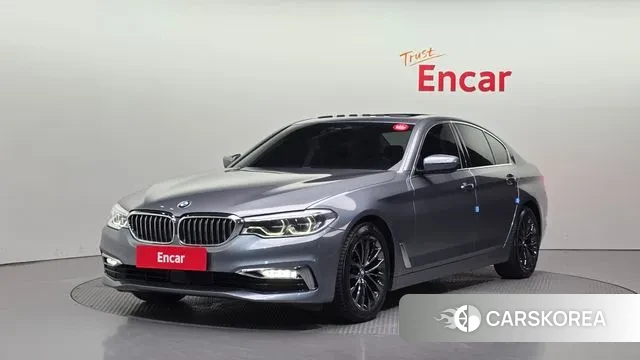 BMW 5 Series (G30) 2018 Светло-серебряный цвет из Кореи