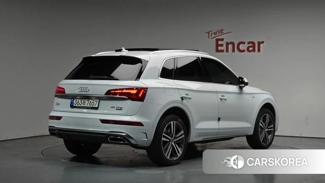 Audi Q5 (FY) 2021 Белый из Кореи