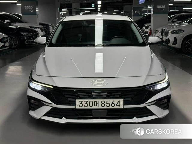 Hyundai The New Avante (CN7) 2023 Белый из Кореи