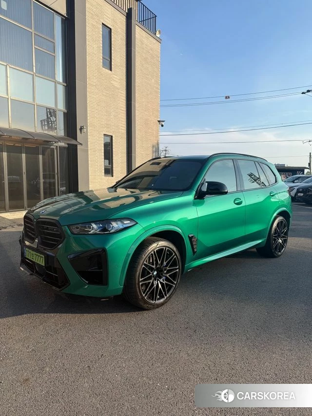 BMW X5M (G05) 2025 Светло-зеленый из Кореи