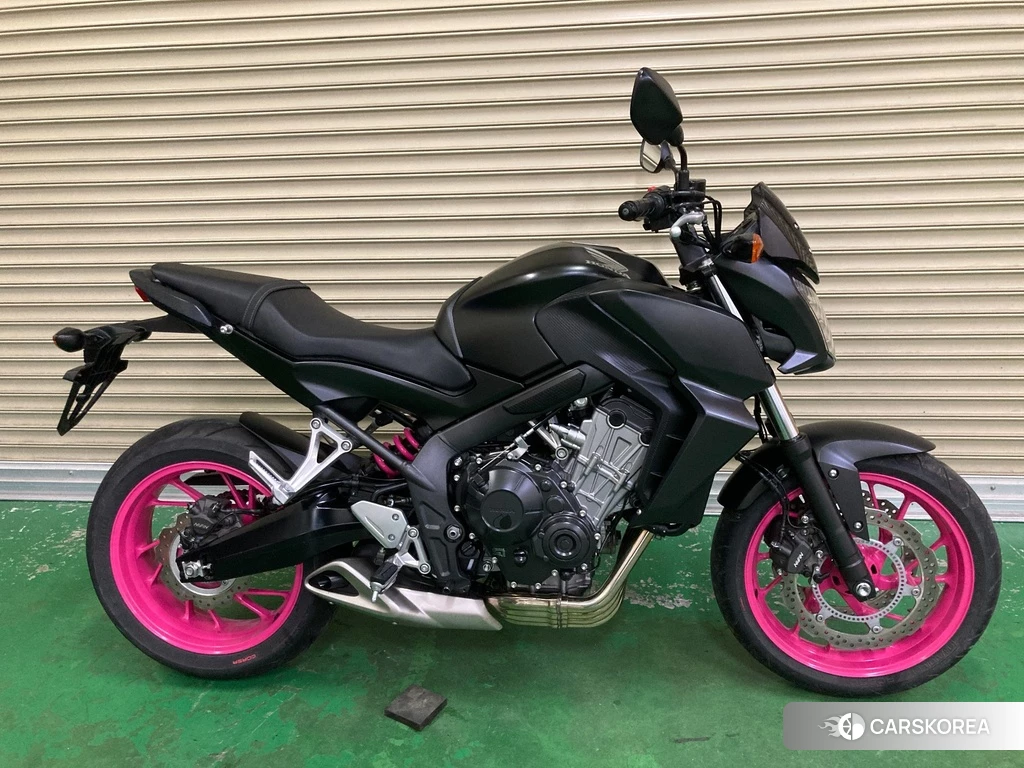 Проданный Honda CB650F 2014 из Японии