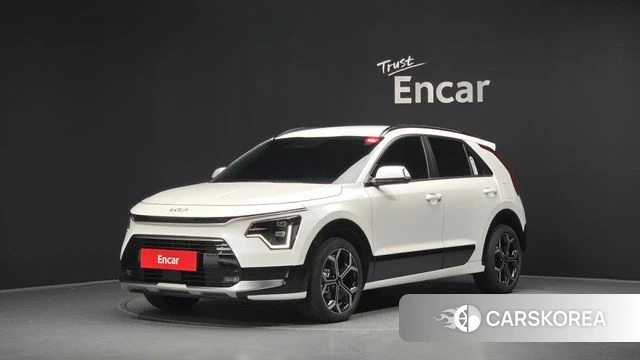 Kia Di Ol Nu Niro 2025 Белый из Кореи