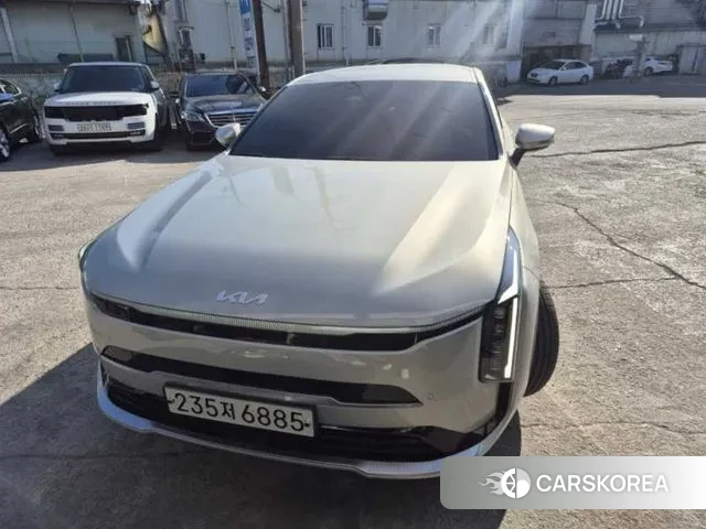 Kia The New K8 2025 Светло-серебряный цвет из Кореи