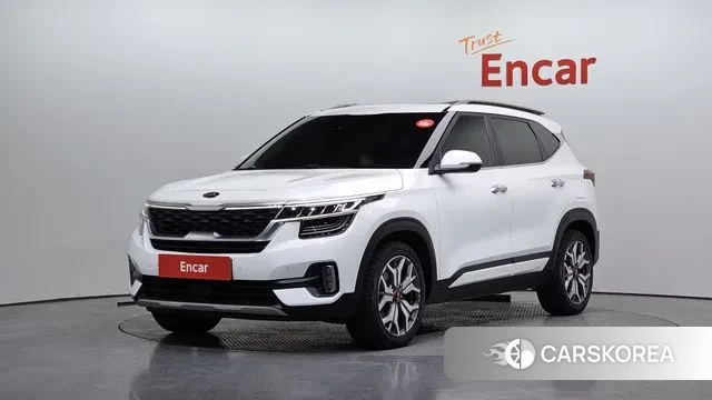 Kia Seltos 2020 Белый из Кореи