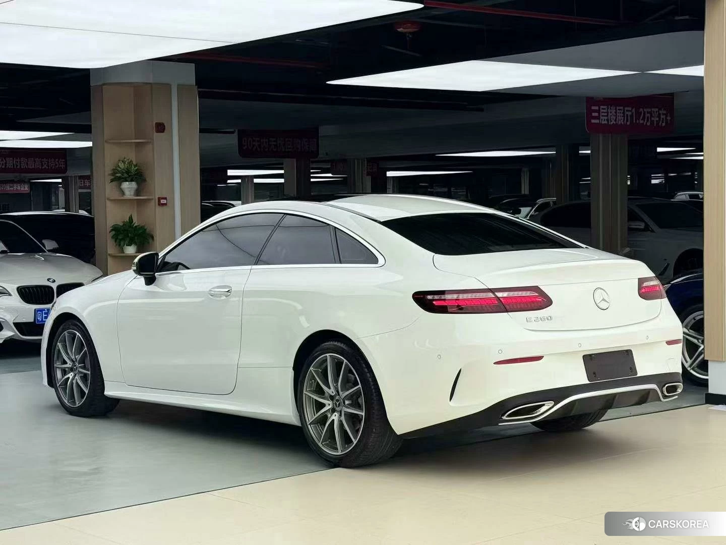 Mercedes-Benz E-class (imported) 2021 Белый из Китая