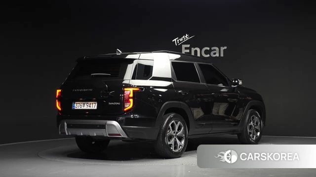 Ssangyong Torres 2022 Черный из Кореи
