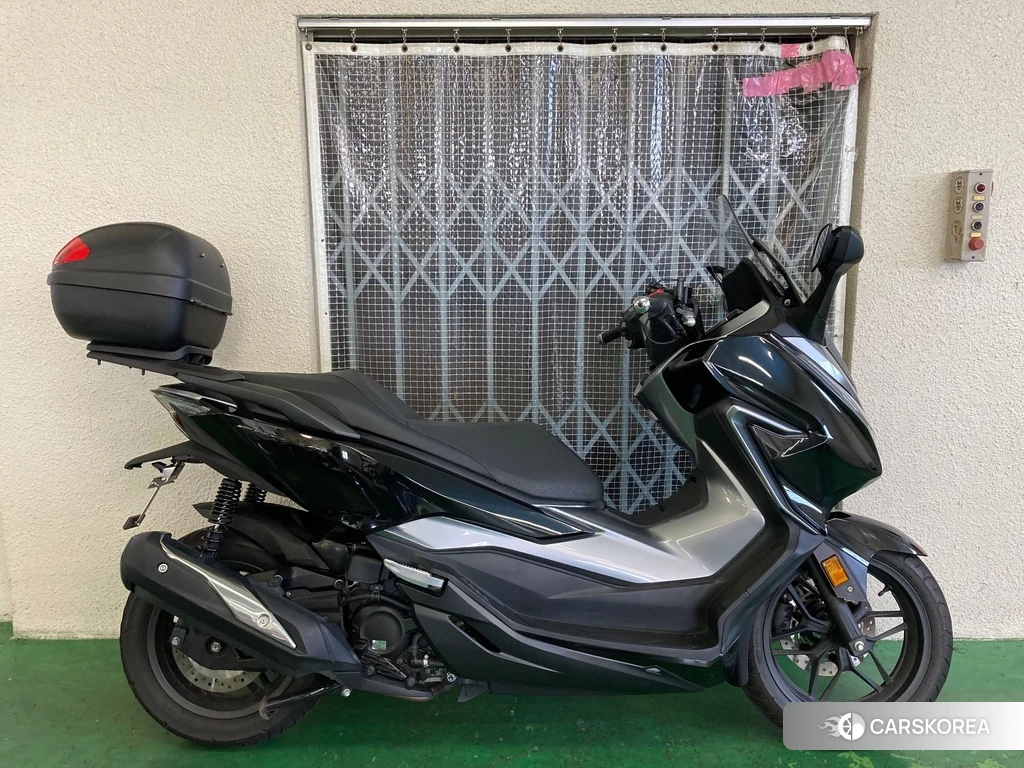 Проданный Honda FORZA 2018 из Японии