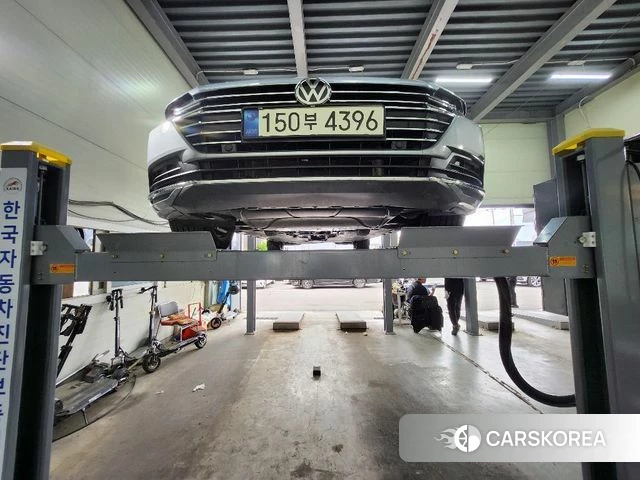 Volkswagen Arteon 2020 Серебряный из Кореи