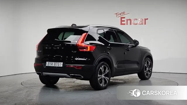 Volvo XC40 2019 Черный из Кореи
