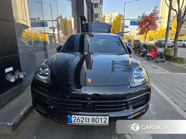 Porsche Cayenne (PO536) 2022 Черный из Кореи