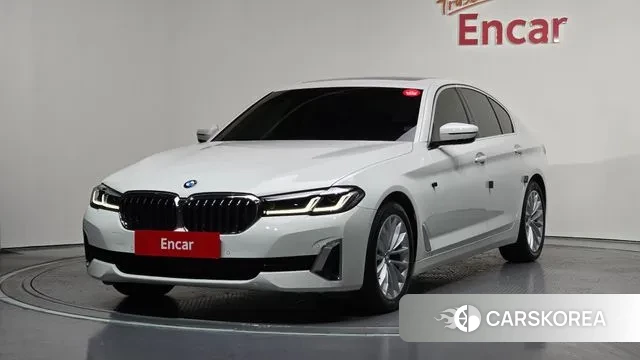 BMW 5 Series (G30) 2021 Белый из Кореи