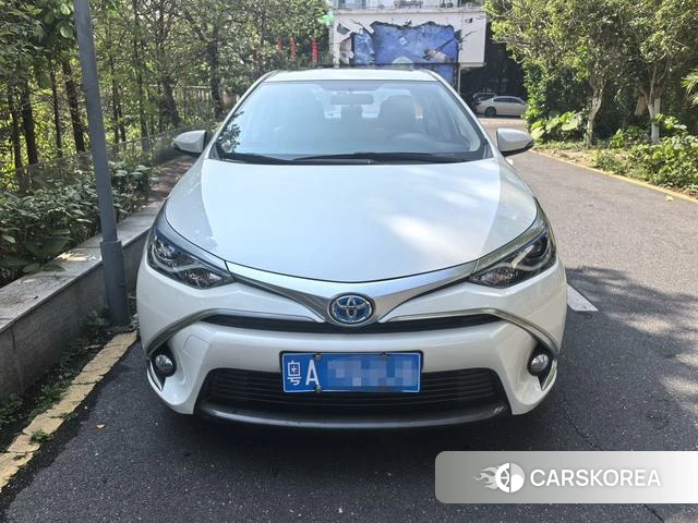 Toyota Lei Ling 2018 Белый из Китая