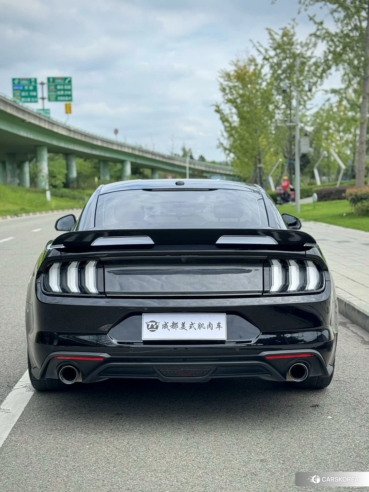 Ford Mustang 2021 Черный из Китая