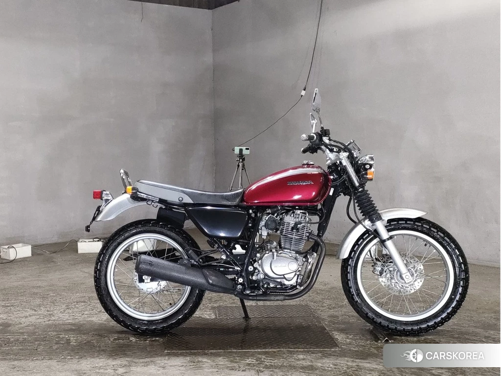 Проданный Honda CB223S 2014 из Японии