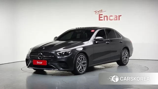 Mercedes-Benz E-Class W213 2021 Серый из Кореи