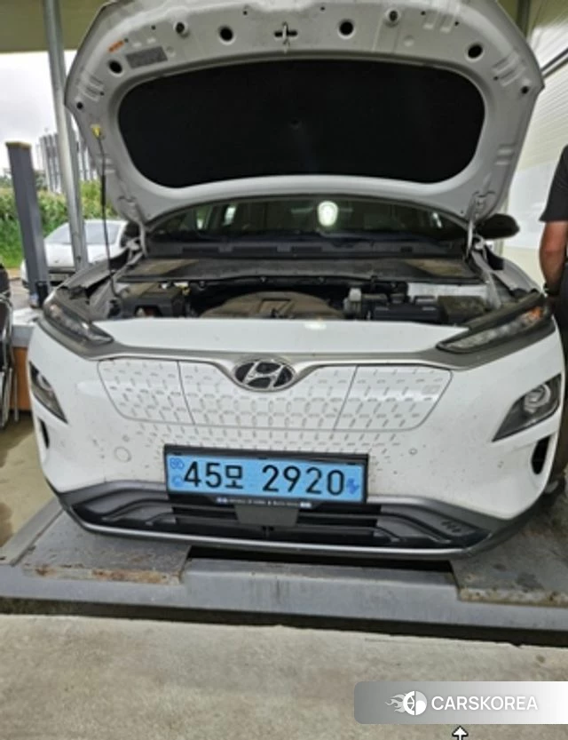 Hyundai Kona Electric 2018 Белый из Кореи