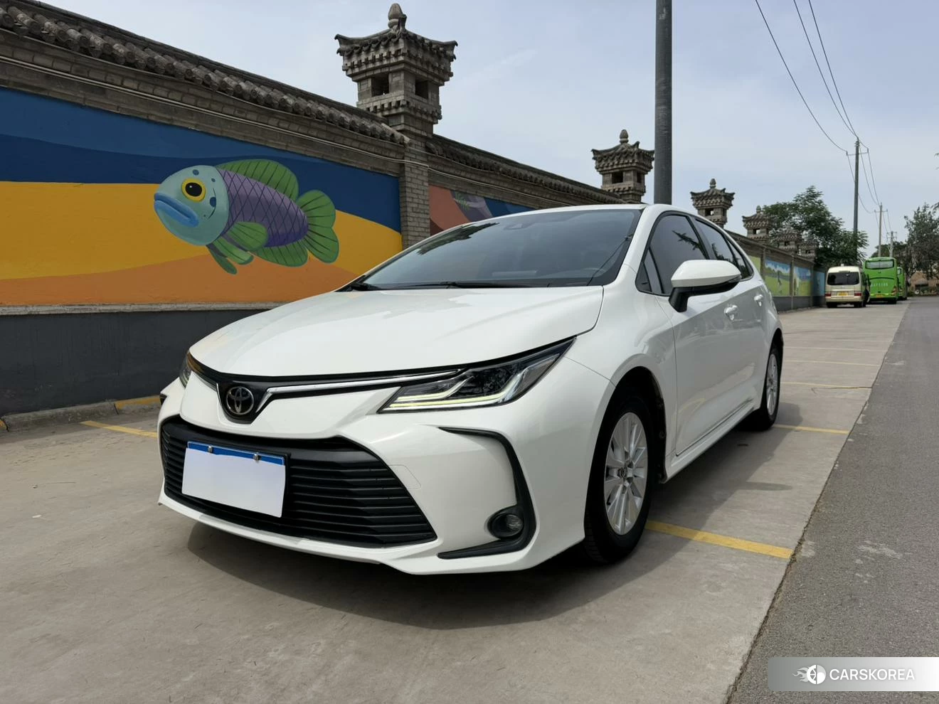 Toyota Corolla 2022 Белый из Китая