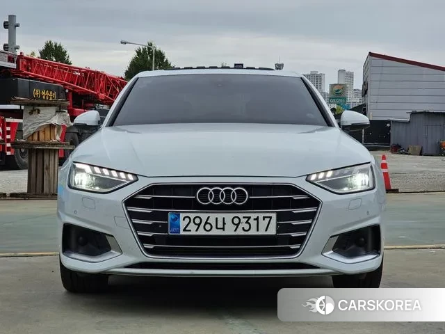 Audi A4 (B9) 2020 Белый из Кореи