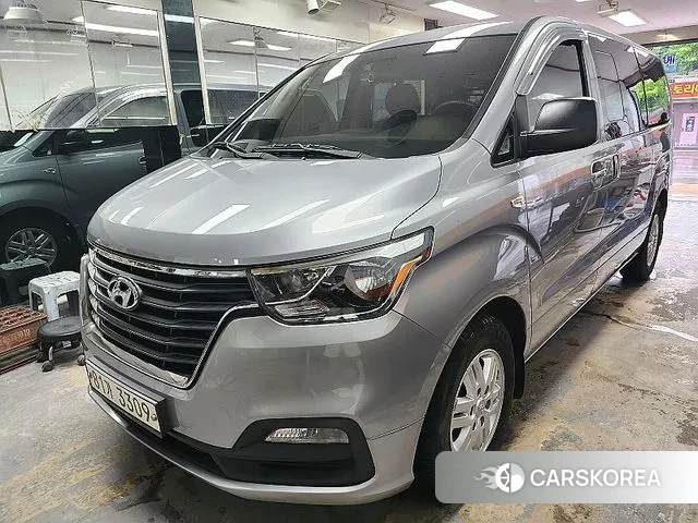 Hyundai The New Grand Starex 2020 Серый из Кореи