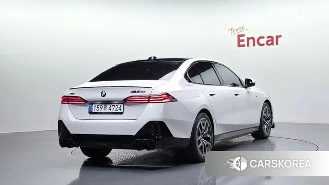 BMW 5 Series (G60) 2026 Белый из Кореи