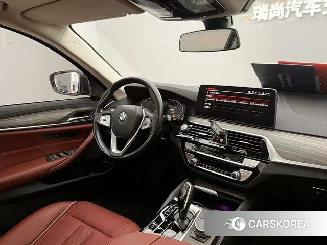 BMW 5 series 2022 Черный из Китая