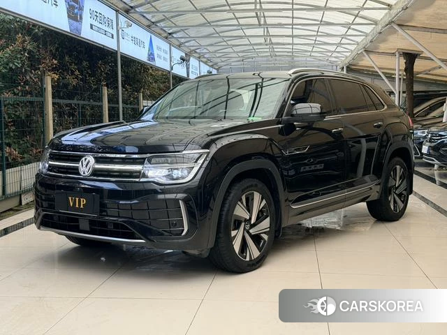 Volkswagen Tourang 2024 Черный из Китая