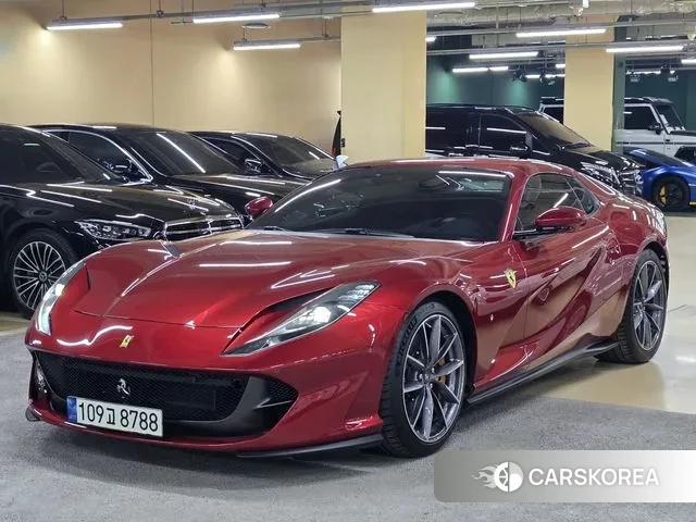 Ferrari 812 GTS 2021 Красный из Кореи