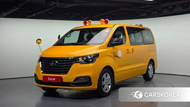 Hyundai The New Grand Starex 2018 Желтый из Кореи