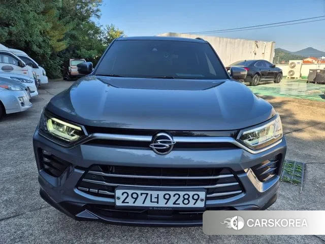 Ssangyong Beautiful Korando 2019 Серый из Кореи