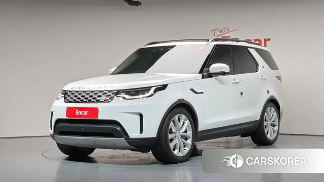 Land Rover Discovery 5 2023 Белый из Кореи