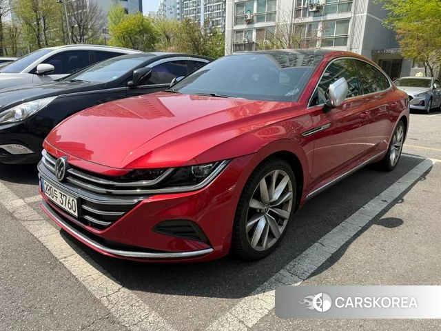 Volkswagen Arteon 2022 Красный из Кореи