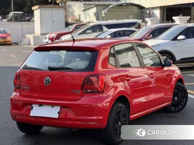 Volkswagen Polo 2018 Красный из Китая