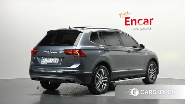 Volkswagen Tiguan Allspace 2020 Серый из Кореи
