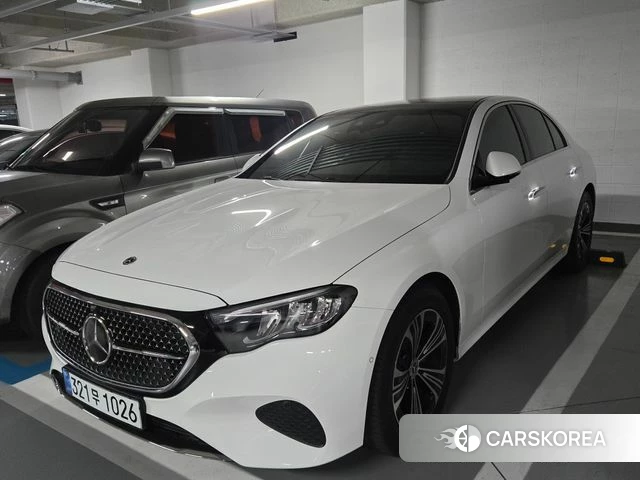 Mercedes-Benz E-Class W214 2025 Белый из Кореи