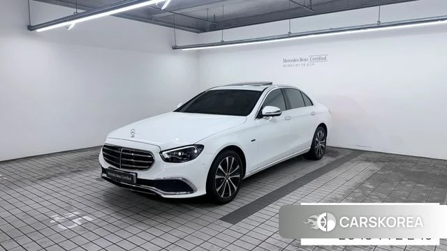 Mercedes-Benz E-Class W213 2021 Белый из Кореи