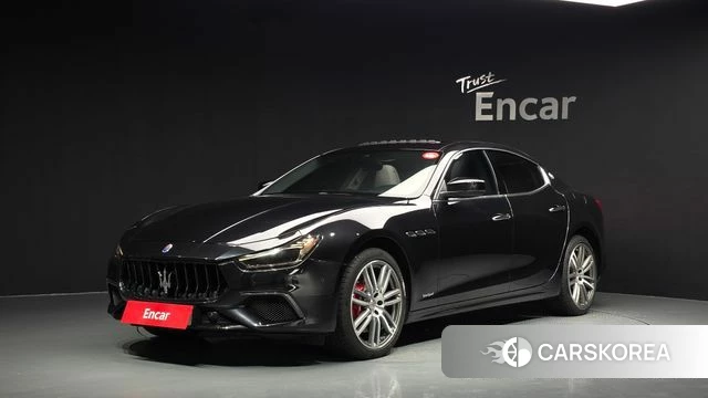 Maserati Ghibli 2018 Черный из Кореи